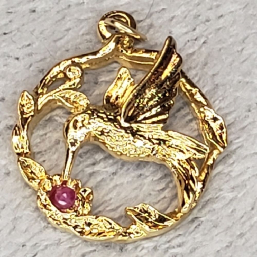 Hummingbird Gold Pendant Flower